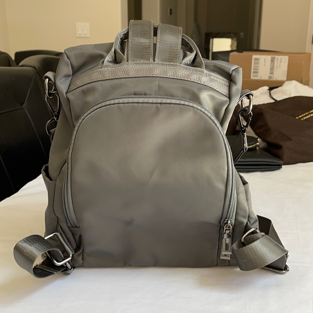 Pincnel gray backpack